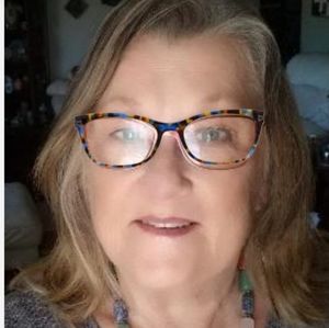 Meet your Posher, Paula